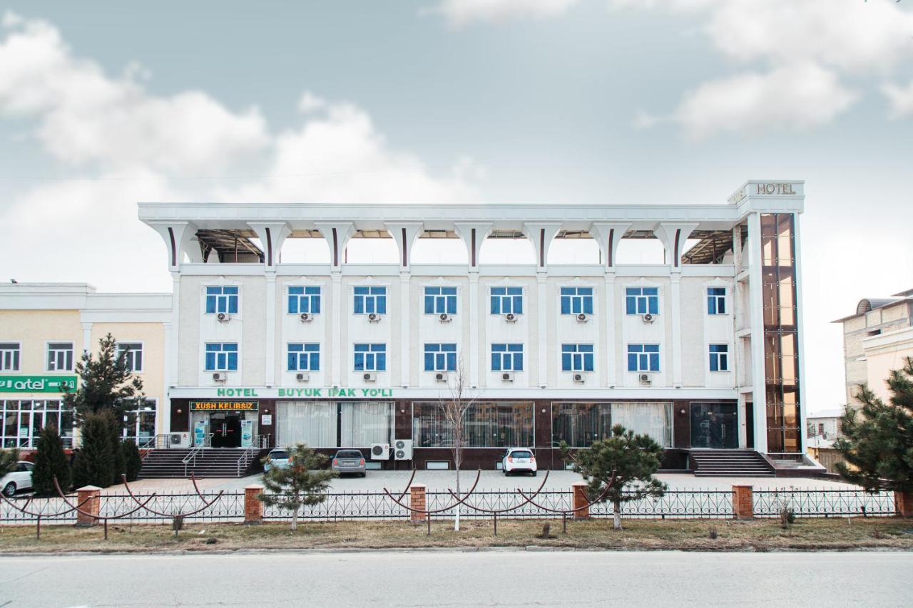 Buyuk Ipak Yo'Li Hotel نمنغان المظهر الخارجي الصورة
