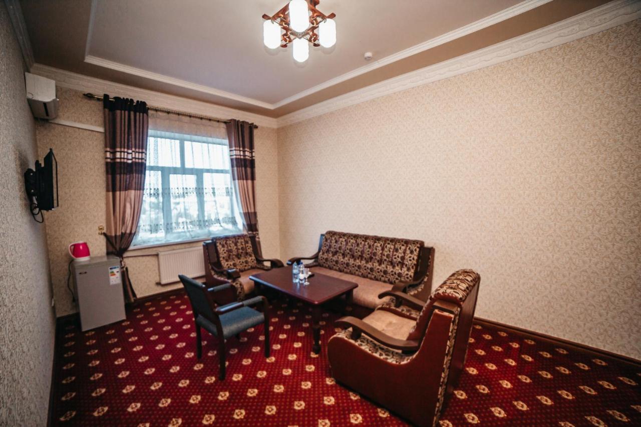 Buyuk Ipak Yo'Li Hotel نمنغان المظهر الخارجي الصورة