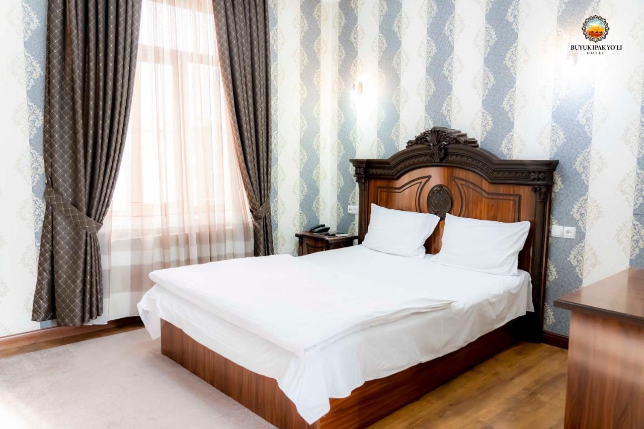 Buyuk Ipak Yo'Li Hotel نمنغان المظهر الخارجي الصورة