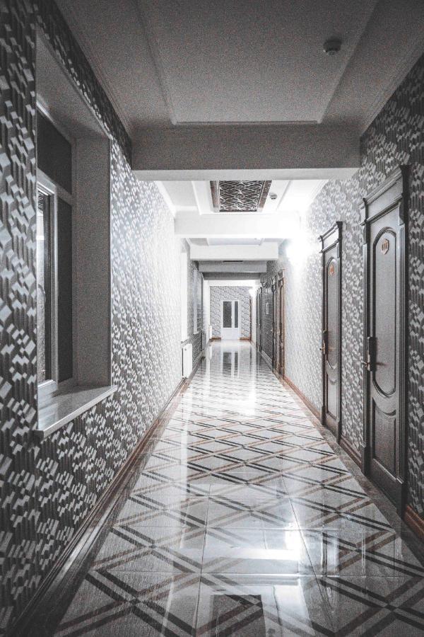 Buyuk Ipak Yo'Li Hotel نمنغان المظهر الخارجي الصورة
