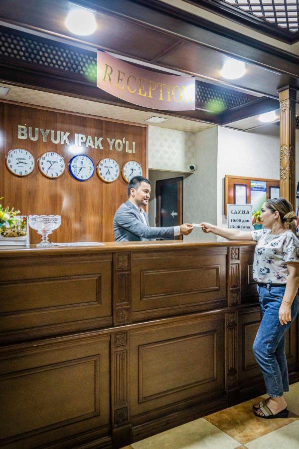 Buyuk Ipak Yo'Li Hotel نمنغان المظهر الخارجي الصورة