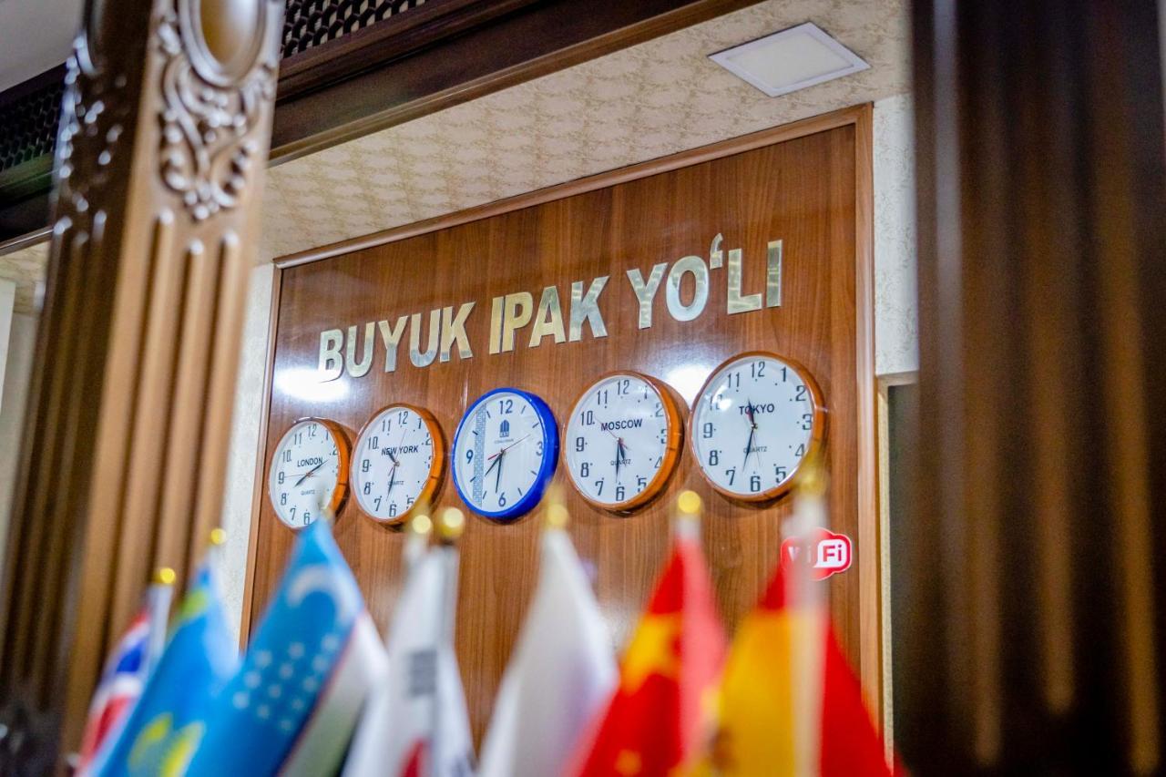 Buyuk Ipak Yo'Li Hotel نمنغان المظهر الخارجي الصورة