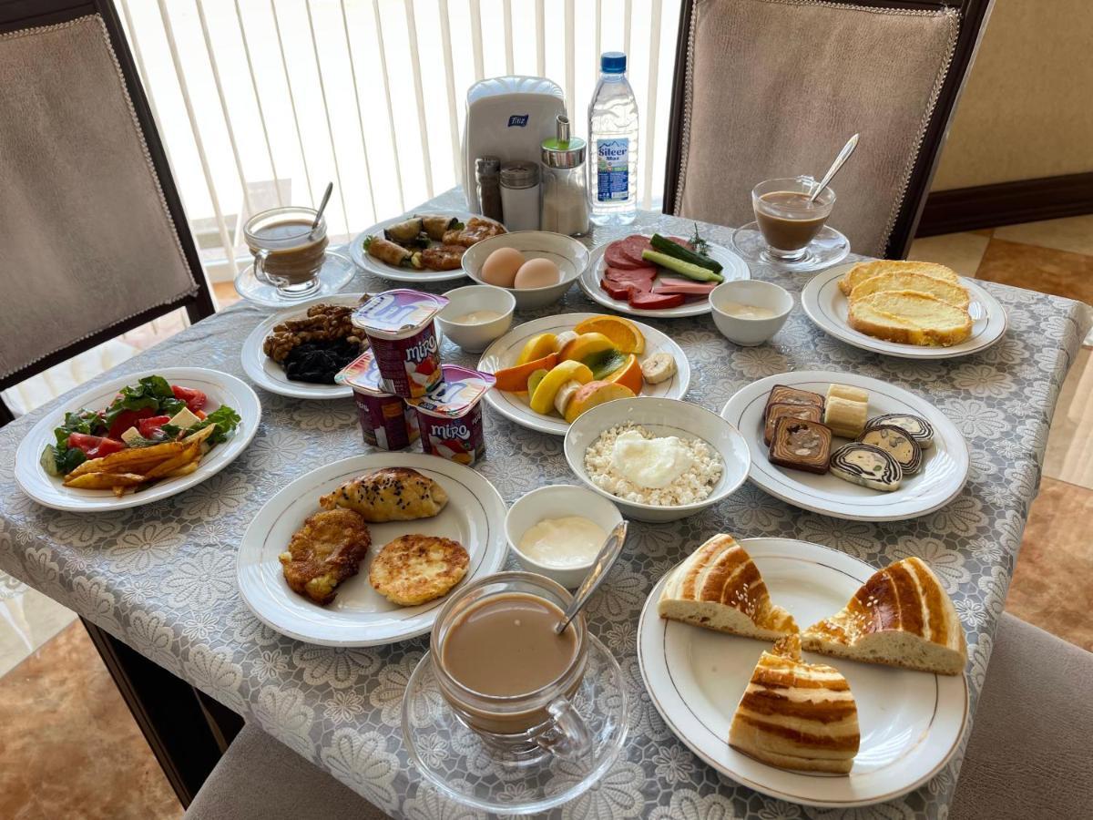 Buyuk Ipak Yo'Li Hotel نمنغان المظهر الخارجي الصورة