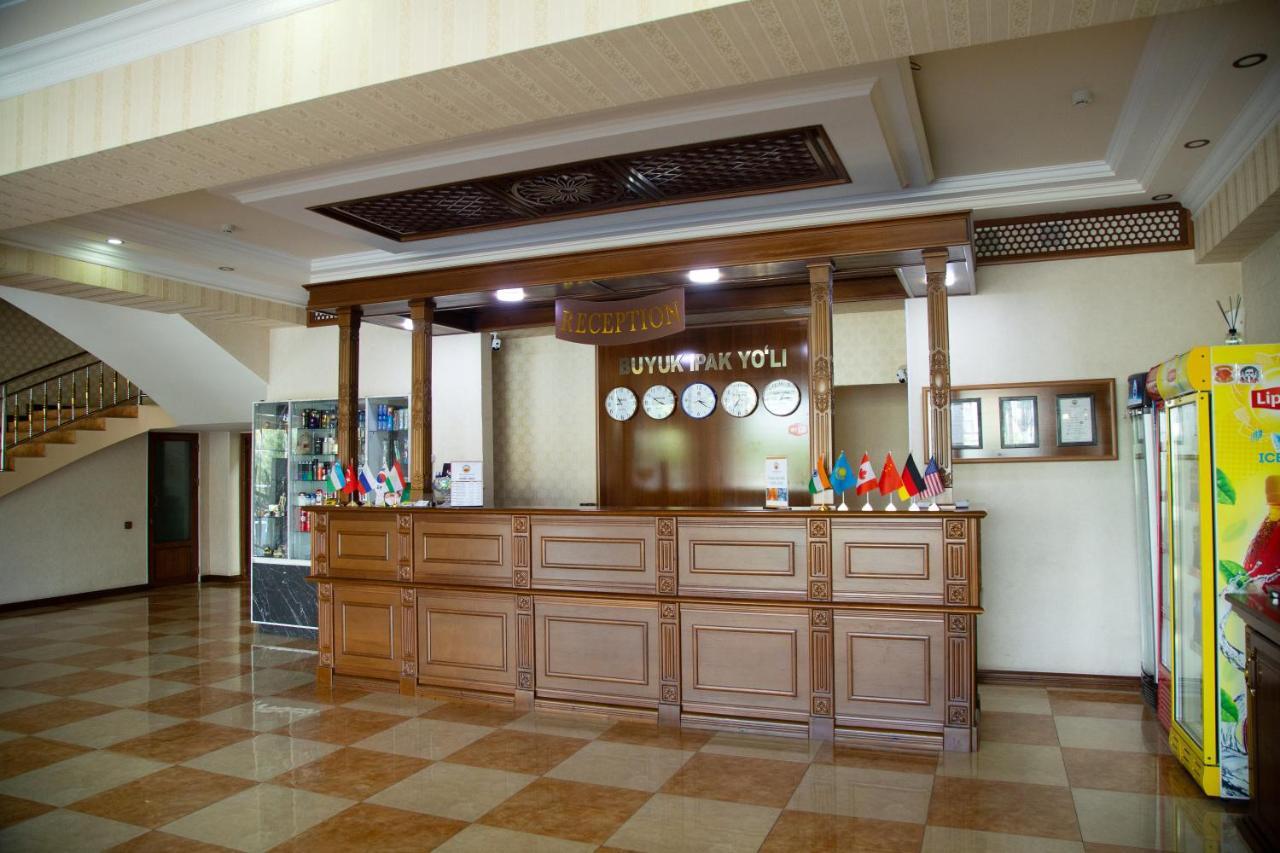 Buyuk Ipak Yo'Li Hotel نمنغان المظهر الخارجي الصورة