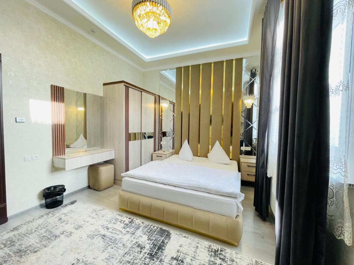 Buyuk Ipak Yo'Li Hotel نمنغان المظهر الخارجي الصورة